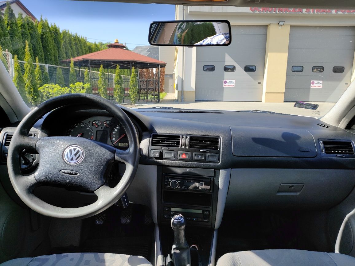 Volkswagen Bora 1.6 benzyna-gaz lpg