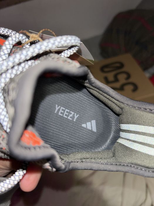 Yeezy 350 v2 Beluga Reflective