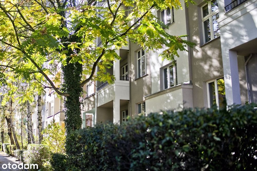 Leveloft - stylowe, przestronne mieszkanie na zielonej ulicy w centrum