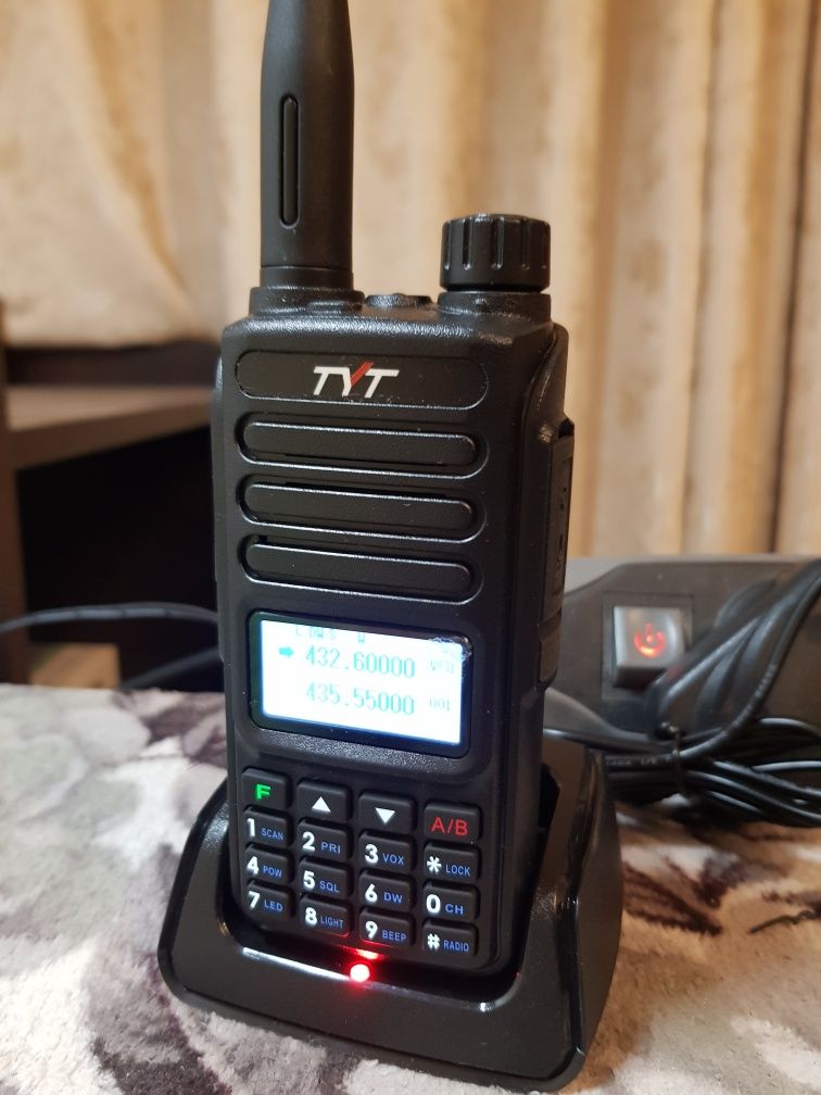 Рация TYT TH-UV98