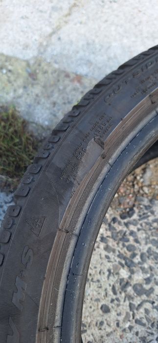 Opony Zimowe 225 40 R18 PIRELLI