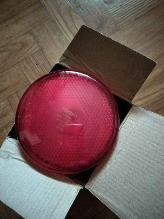 Żarówka kwoka czerwona 175 nowa