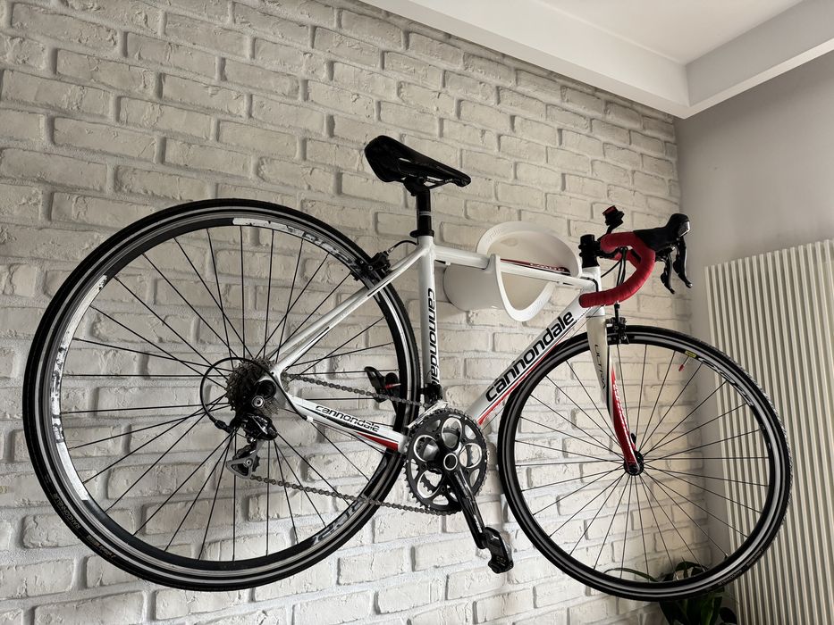 Rower szosowy cannondale CAAD 8 mały rozmiar / rama 48 shimano 105