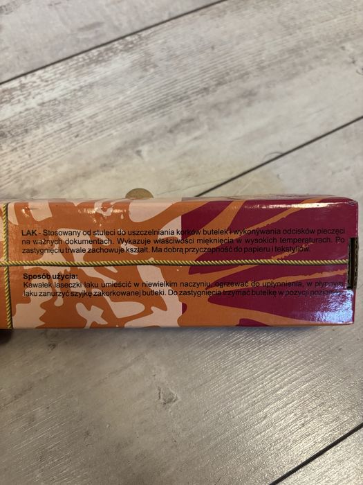 Lak do pieczęci 0,3 kg 6 lasek, nowy