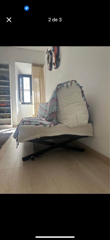 Sofá Cama c/ almofadas