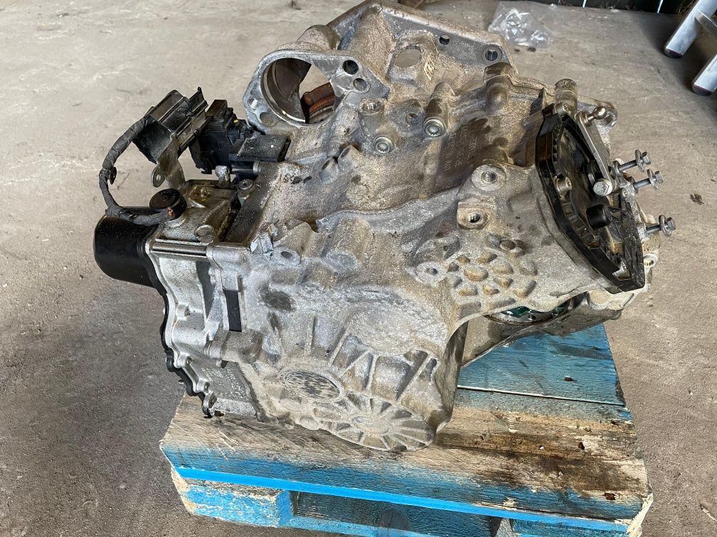 Skrzynia biegów mechatronika UYW DQ200 2.0 TDI 1.6TDI VW Skoda Seat