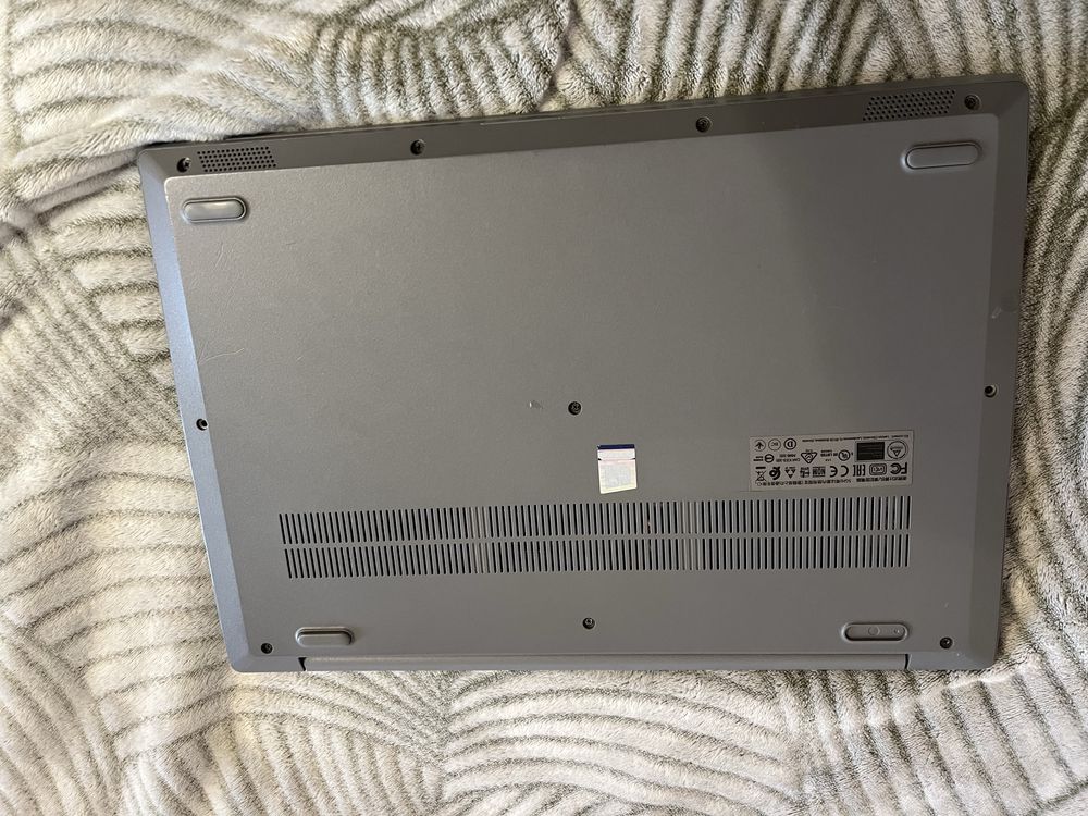 Ноутбук Lenovo IdeaPad 3 15ADA05