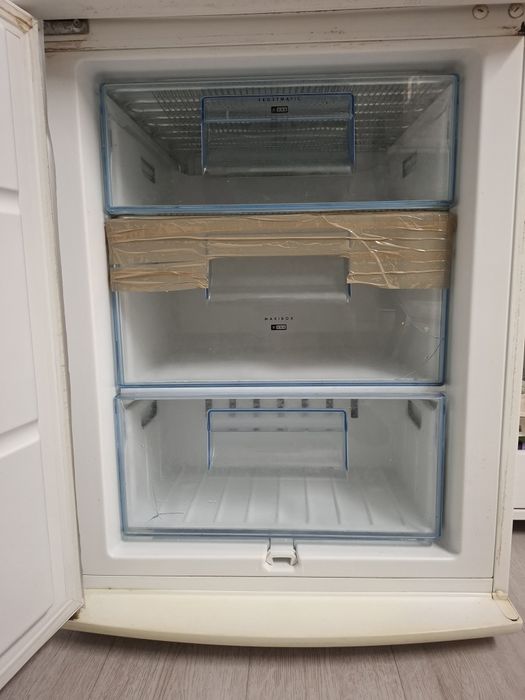 Frigorífico combinado Aeg Santo Oko
