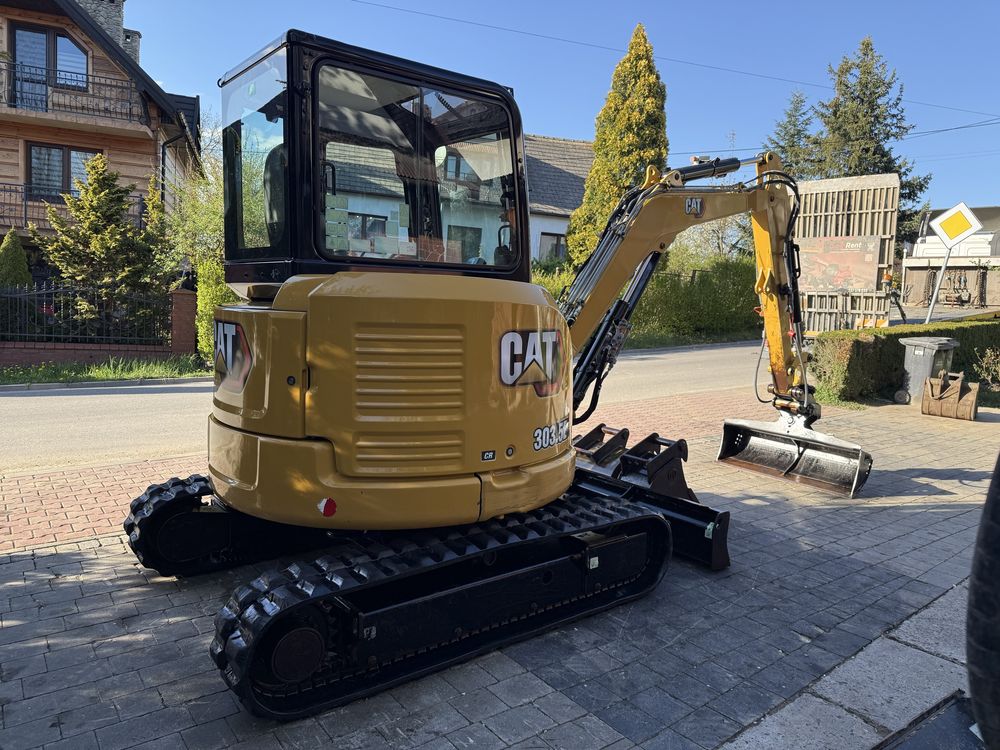 Minikoparka Caterpillar CAT 303.5 E2 CR z Niemiec długie ramię 3,5ton