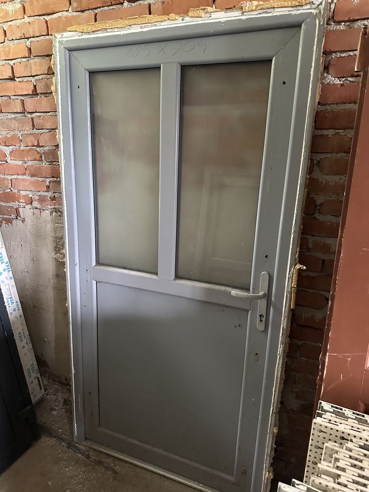 Drzwi PVC PCV 105 x 204