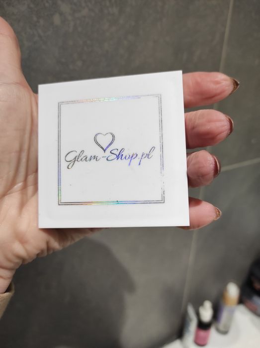 Puder rozświetlający Glam shop Aksamit Plus