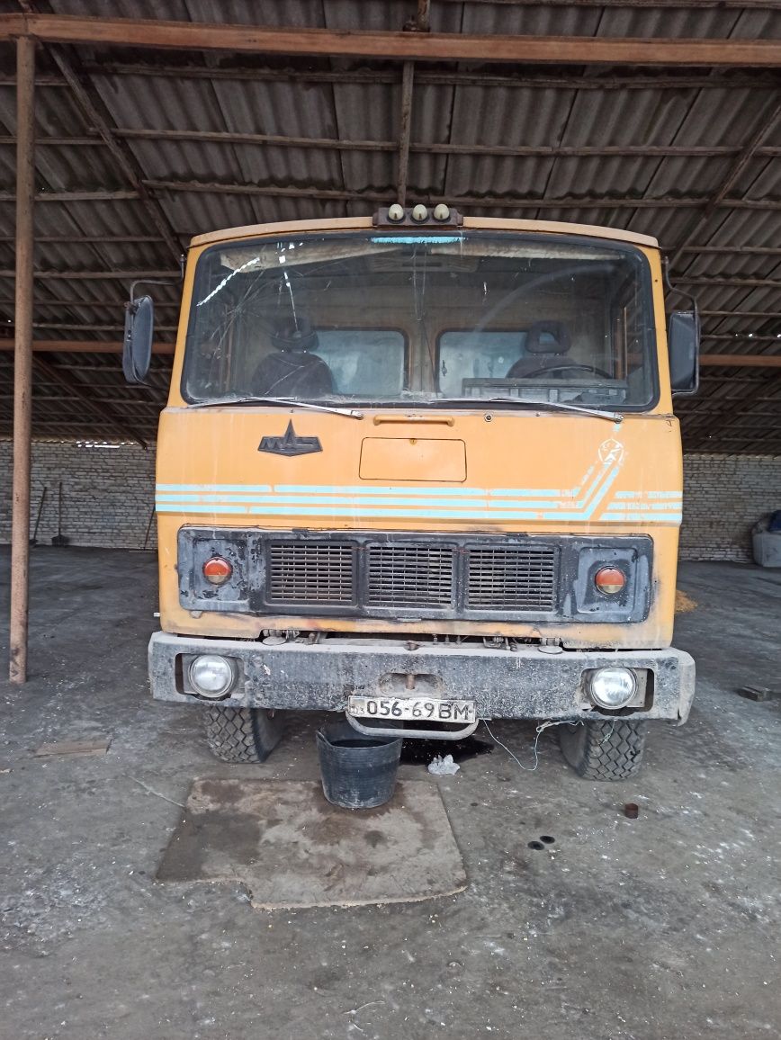 МАЗ 5551 самоскид