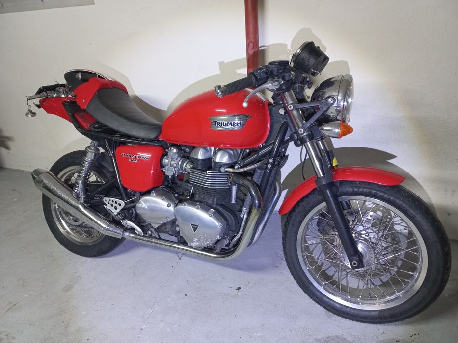 Triumph Thruxton t100 bonneville 865 cafe racer