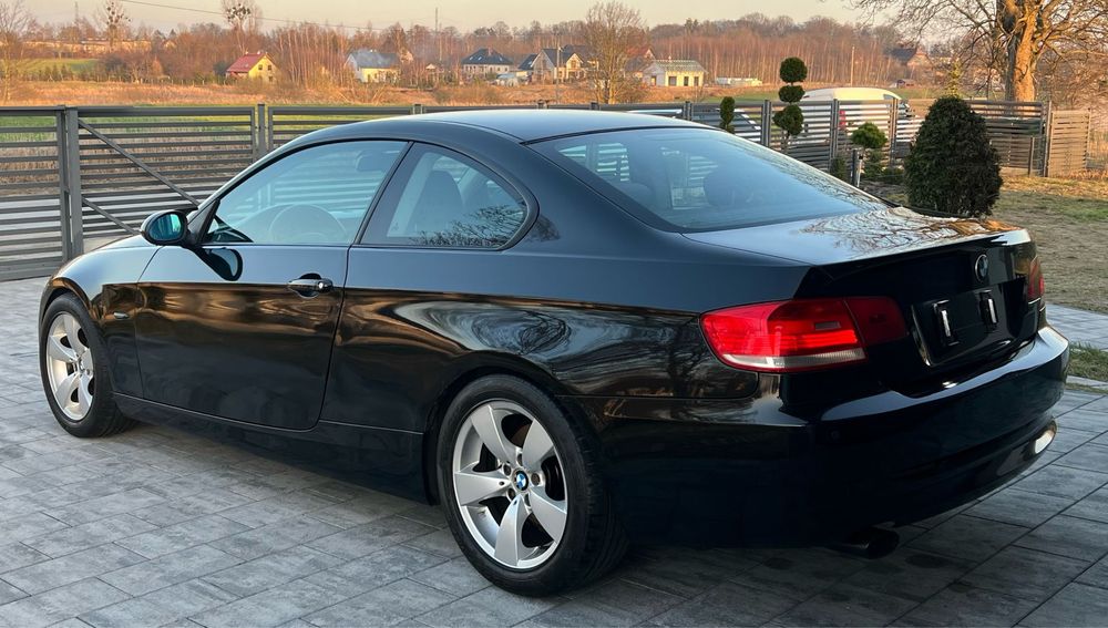 BMW e92 Coupe 2.0 benzyna 320i
