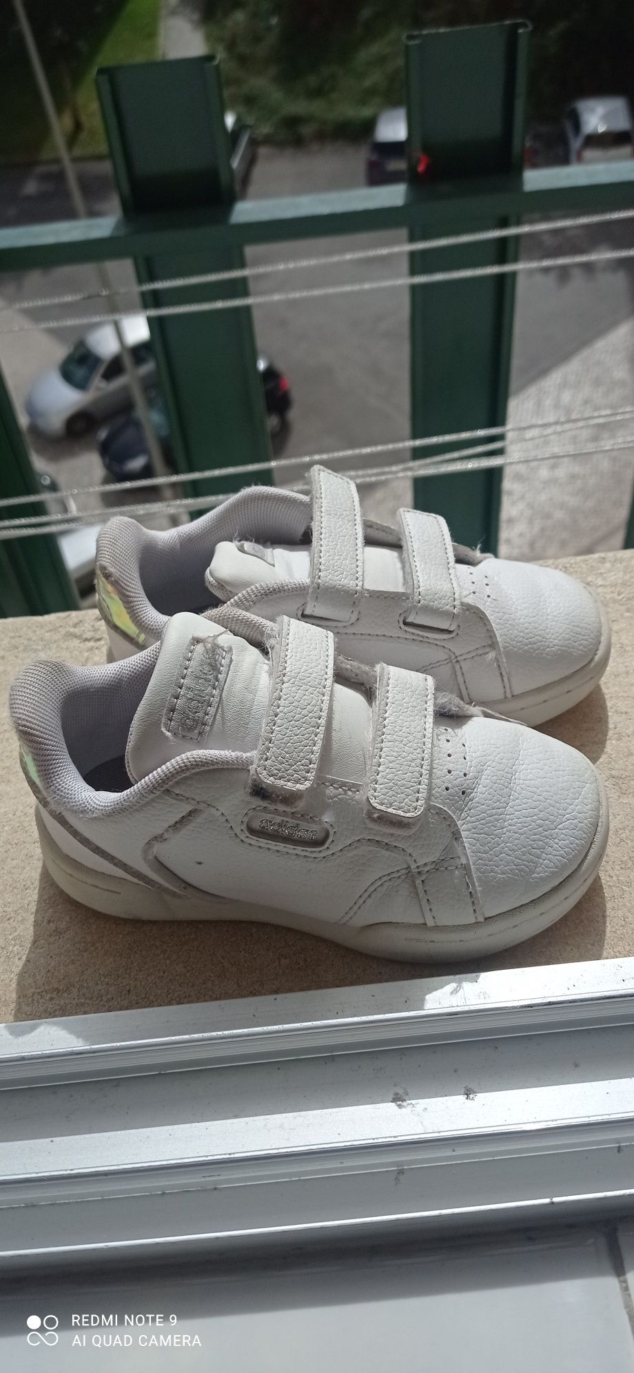 Tênis Adidas impecáveis