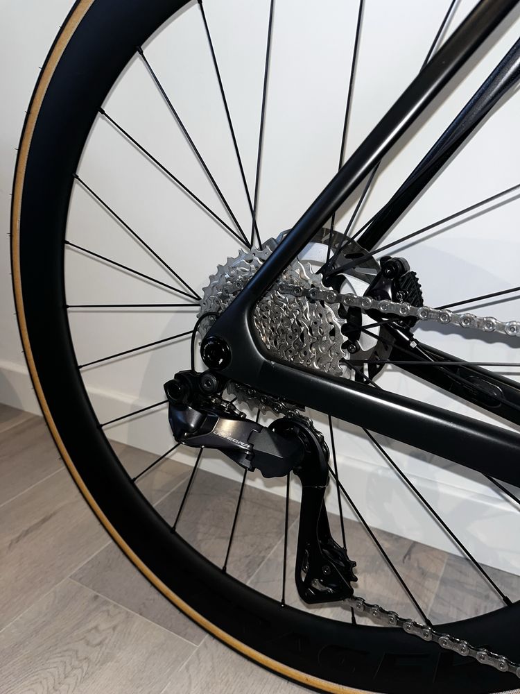 Trek Madone SLR 7, gen 8, rozm: L, suport Ceramic Speed, Oklejony