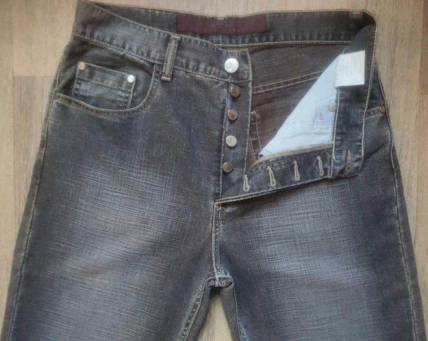 Мужские джинсы Franco Benussi 31/32