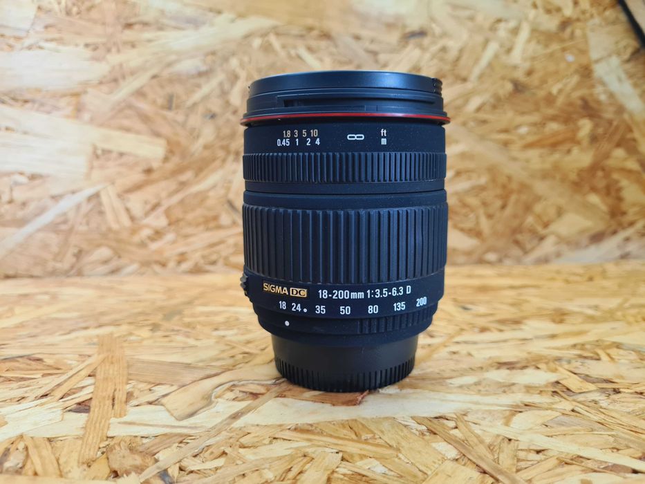 Sigma DC 18-200mm 1:3.5-6.3 D Nikon  Super Stan