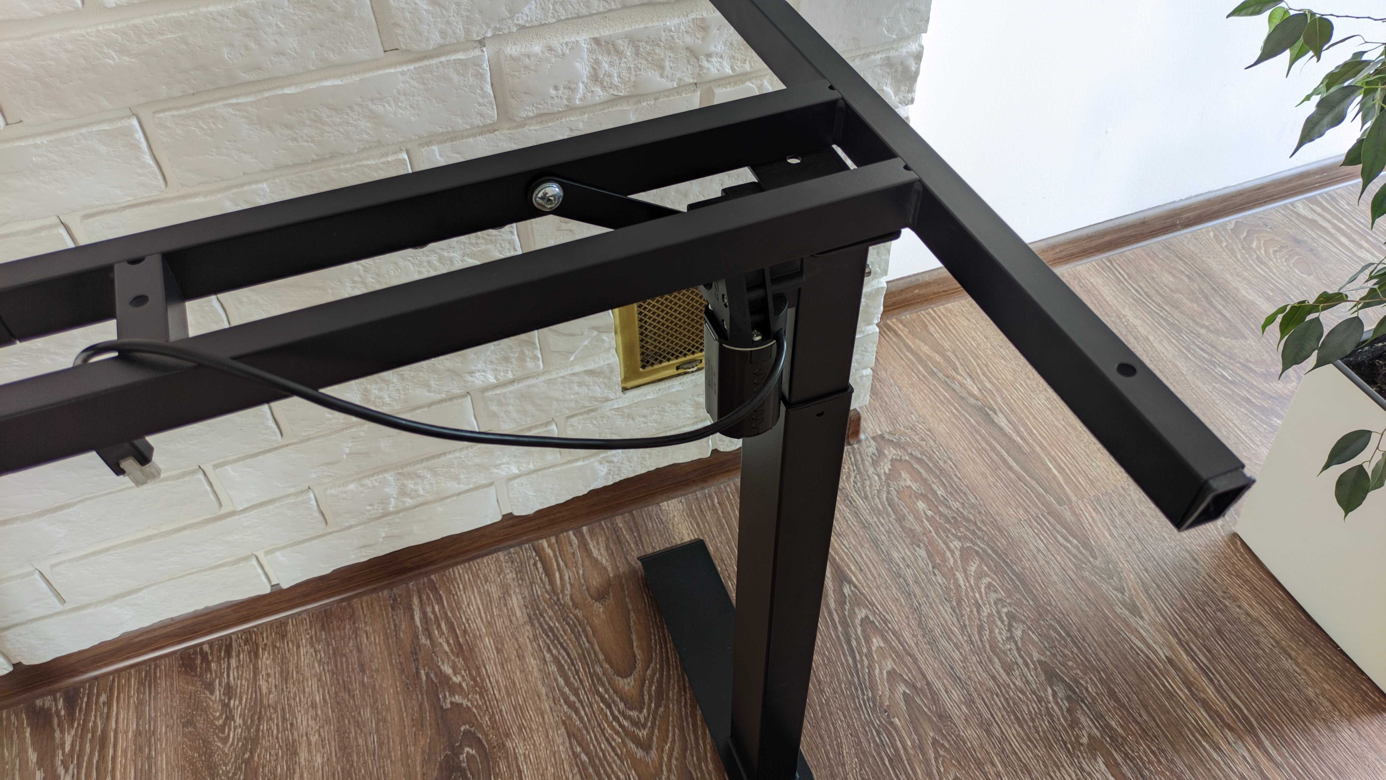 Stelaż do biurka regulowany z elektryczną regulacją wysokości 72-120cm