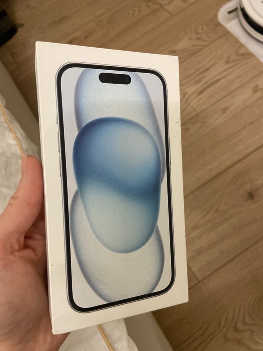 Iphone 15 niebieski 128 gb
