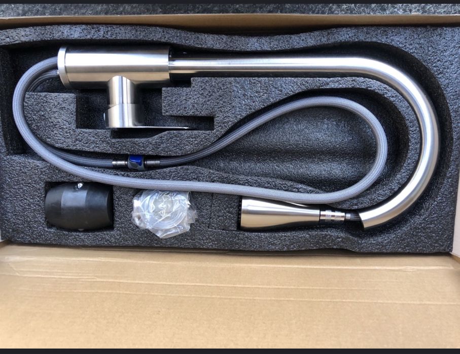 Новий змішувач на кухню