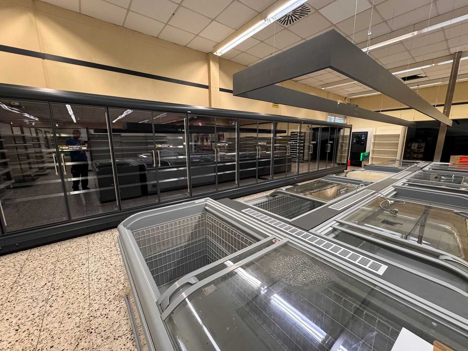 Regał chłodniczy lodówka sklepowa regal przyścienny chłodziarka hauser