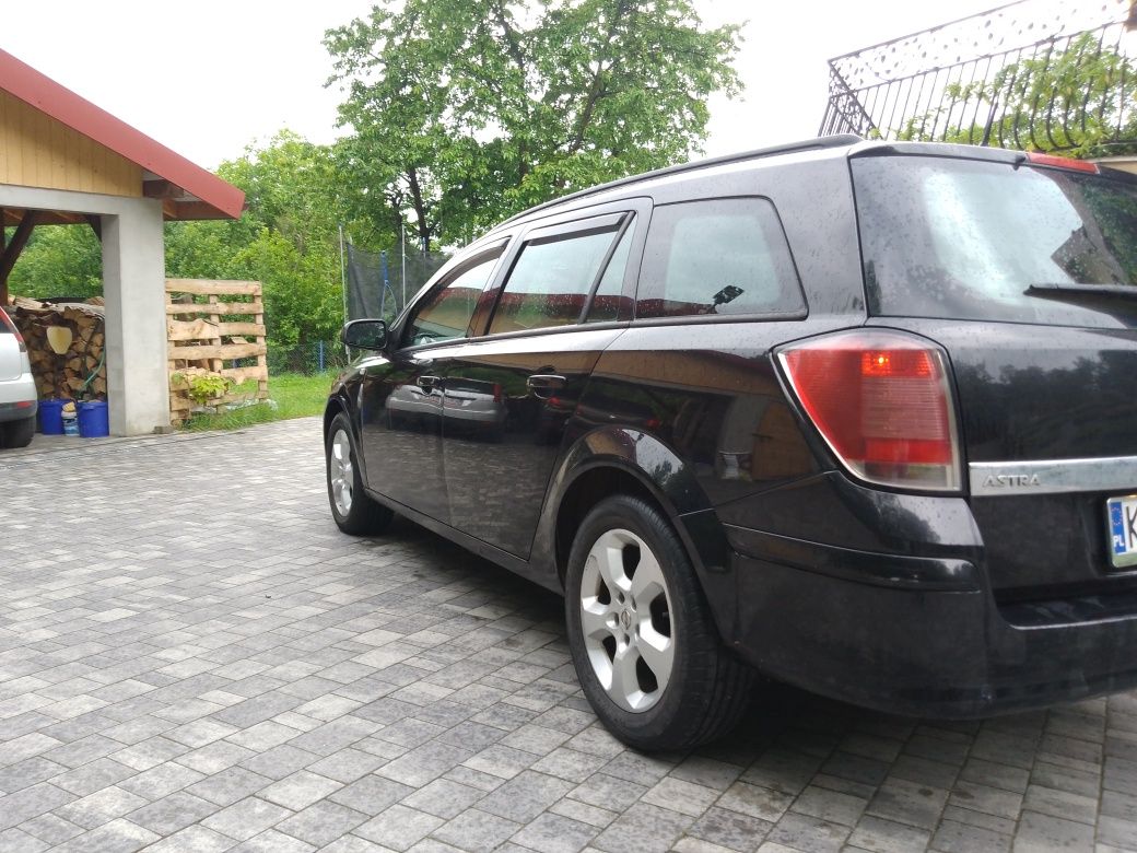 Opel Astra w dobrym stanie