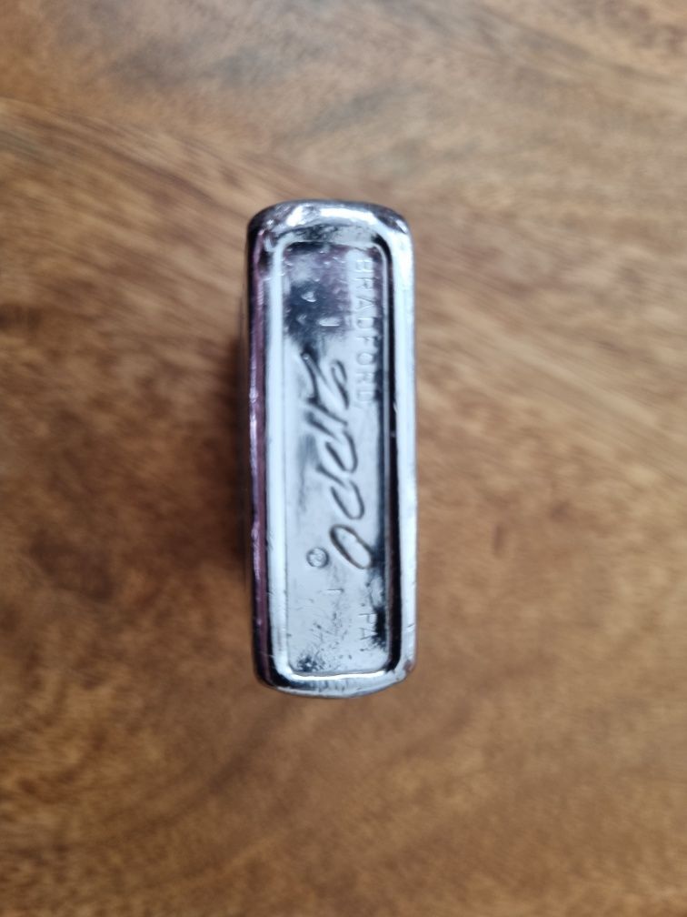 Zapalniczka Zippo z 1972r. dla kolekcjonera