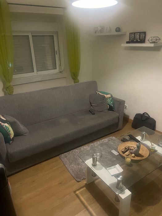 Quarto para arrendar, entrada imediata