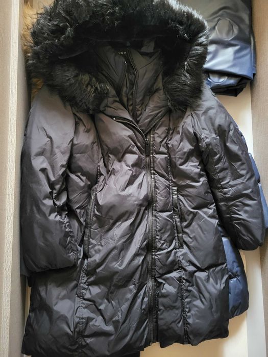 Пуховик DKNY розмір хл
