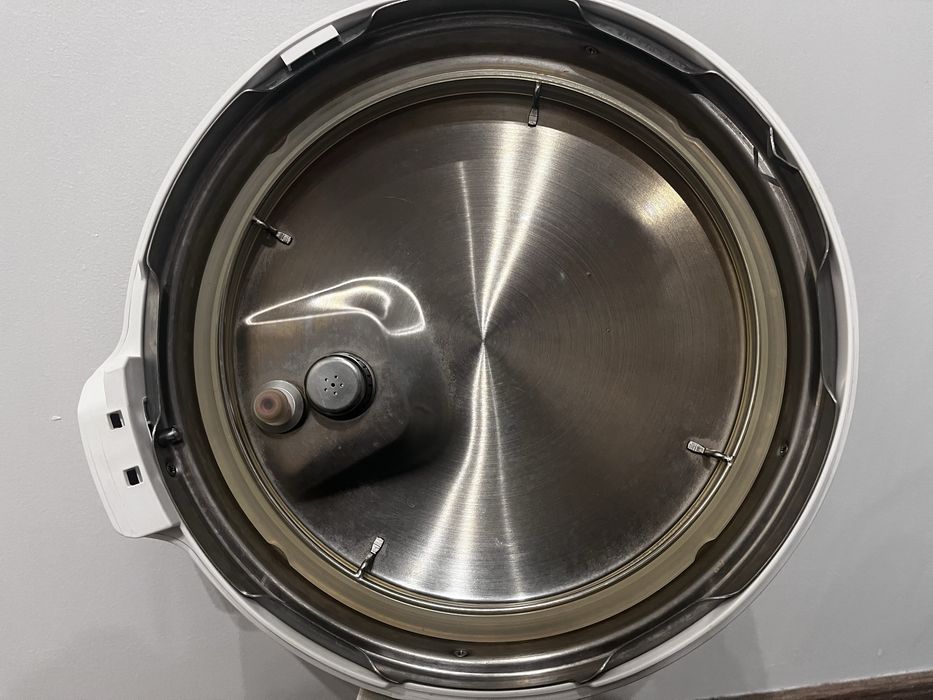 Мультиварка-скороварка REDMOND RMC-PM503