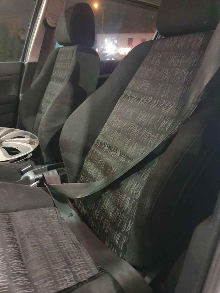 Peugeot 307 2.0 hdi 5 drzwi Hatchback srebrny kod EZR na części