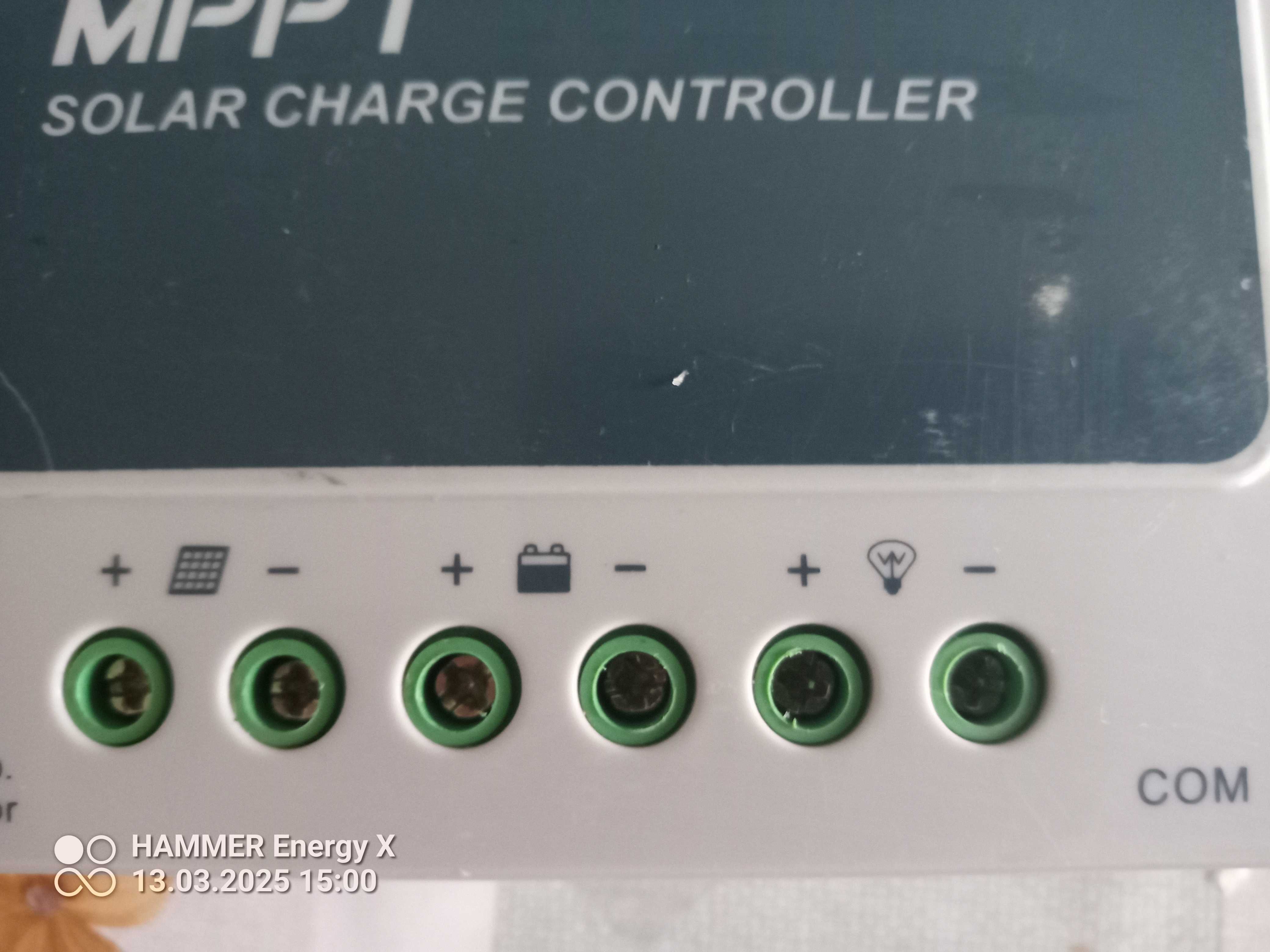 Regulator ładowania solarny 20A EPEVER + panel startujący MT50