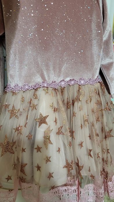 Платье на 3-4 года девочке