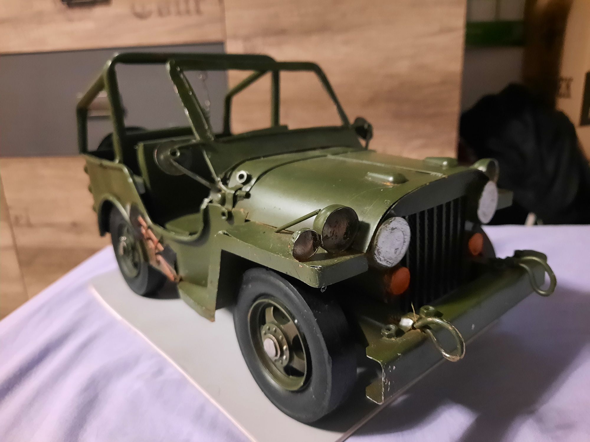 Jeep Kolekcjonerski Willys U.S. Army - Metalowy
