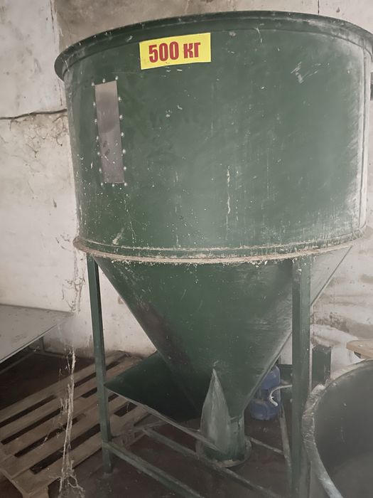 Продам комплект обладнання( гранулятор, екструдер, дробарка, змішувач)