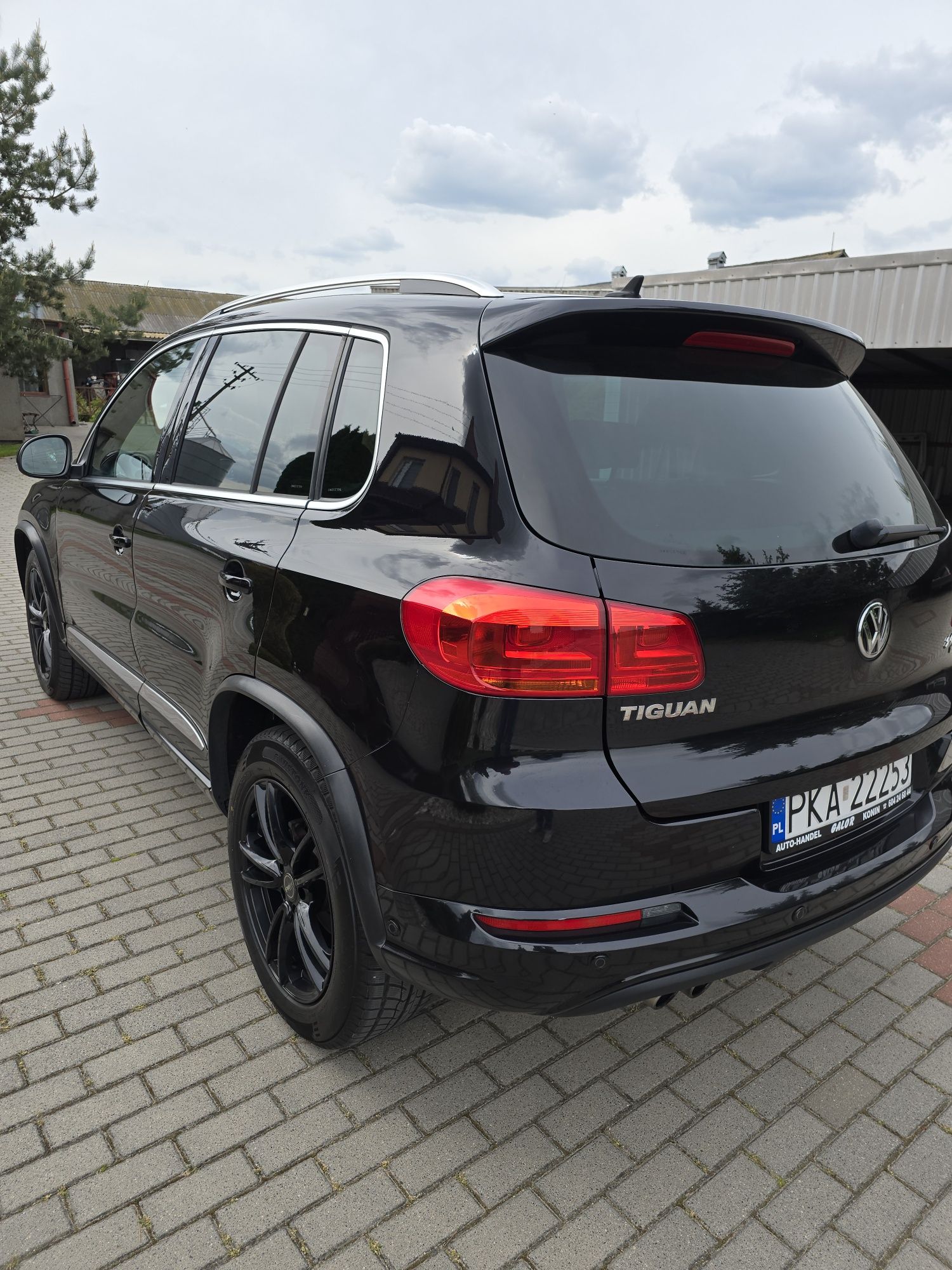 Tiguan R-line 4x4 170hp panorama