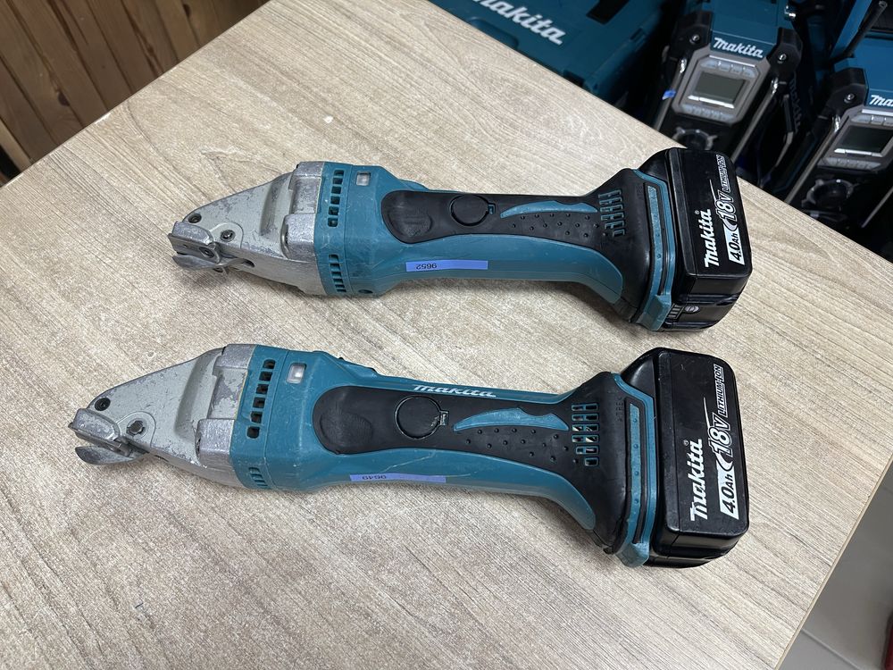 Makita DJS161 + BL1840 /  ножниці для листового металу Макіта