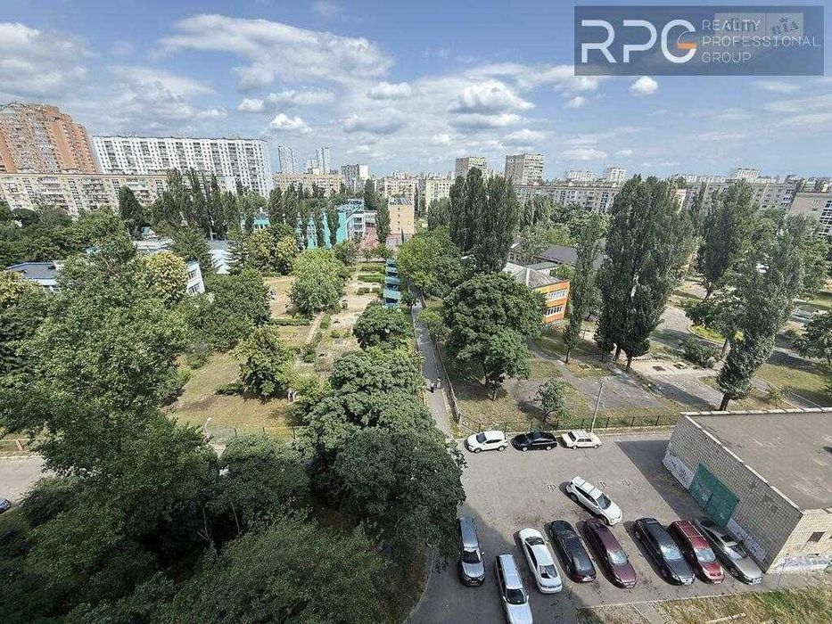 Продається 2-х кімнатна кв. Русанівська Набережна 6. Русанівка. Тк