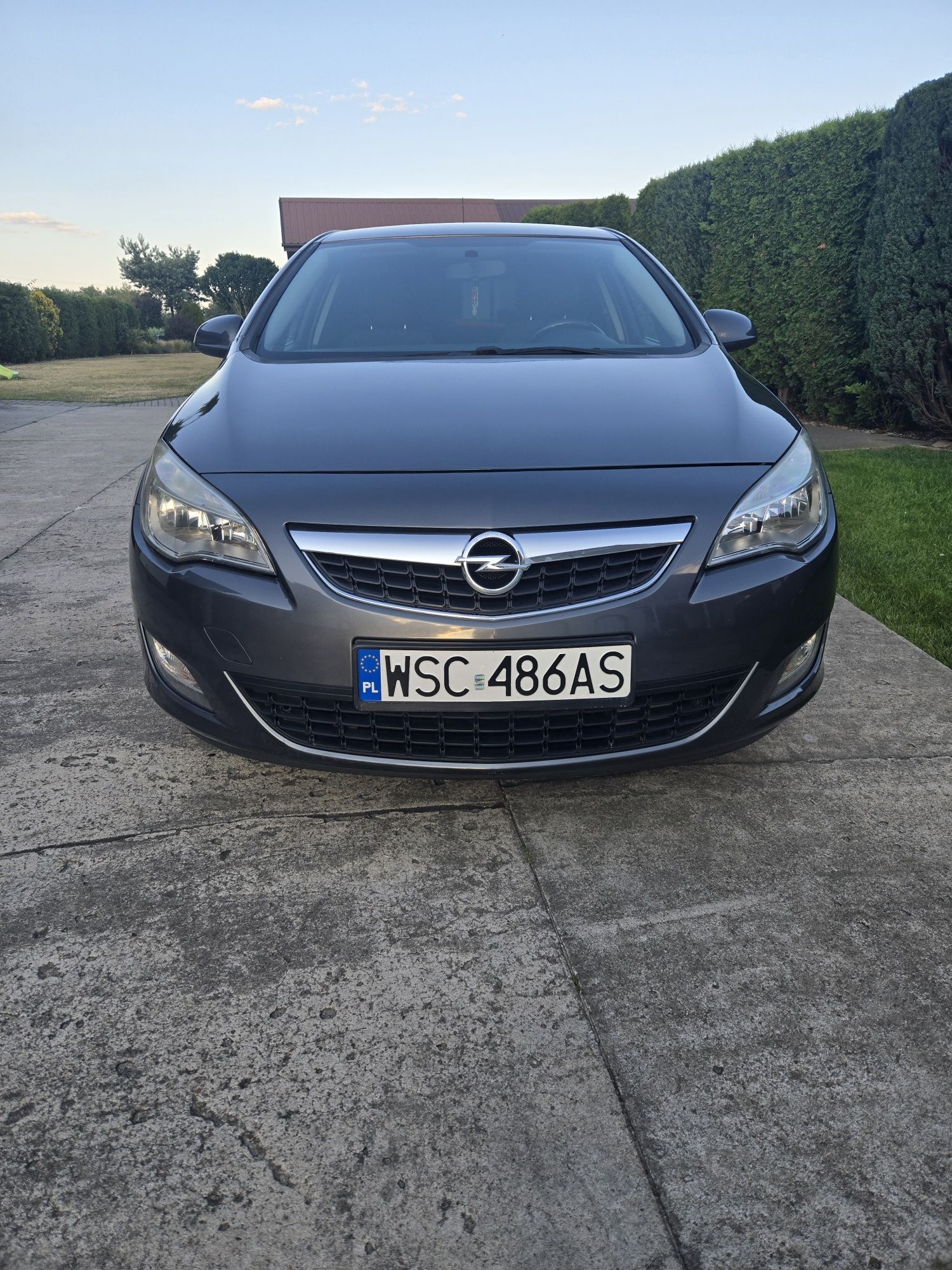 Opel Astra J 1.7 CDTI 110 KM – 2010 r.