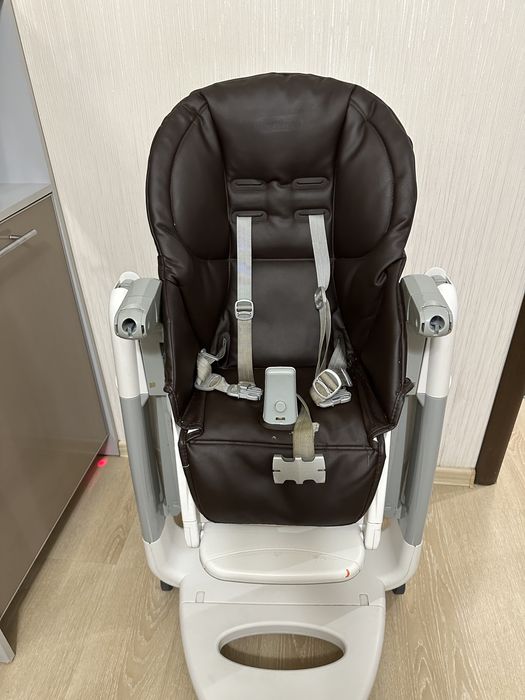 Стульчик для кормления Tatamia від Peg Perego
