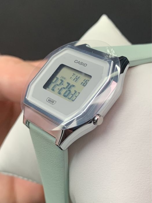 Годинник жіночий Casio LA680WEL-3EF Оригінал Гарантія Часы женские