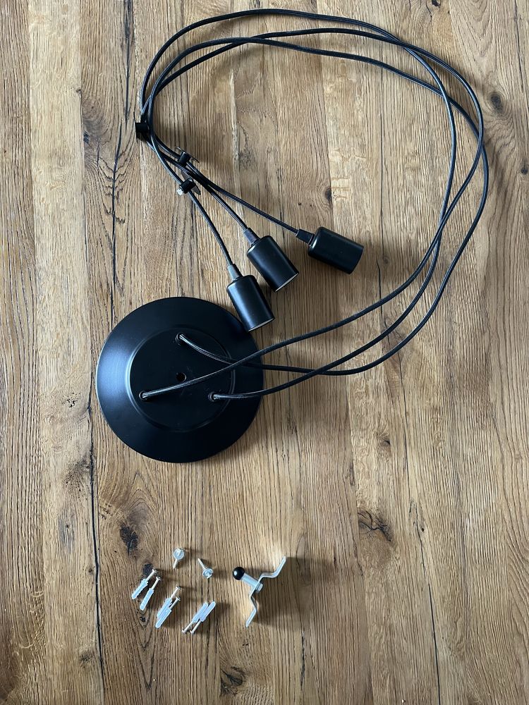 Lampa pająk czarna 3 kable metalowa