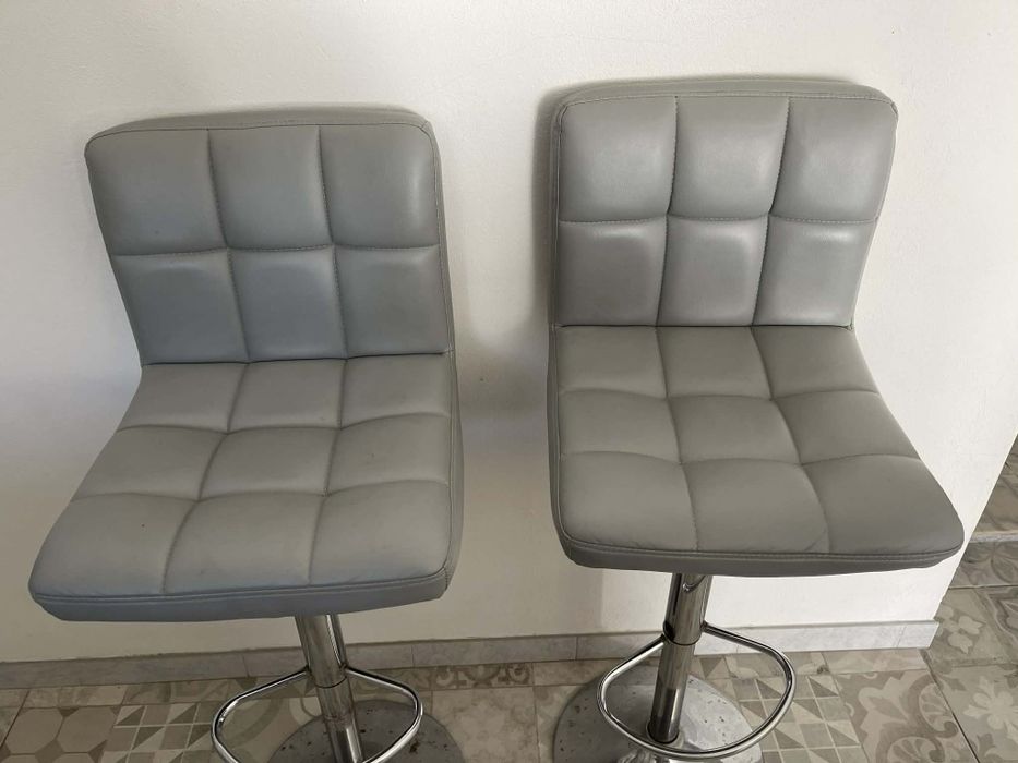 Cadeiras bar, ilha etc