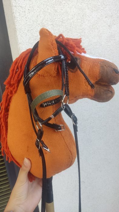 Hobby Horse A4+ ogłowie+kij- jak nowy