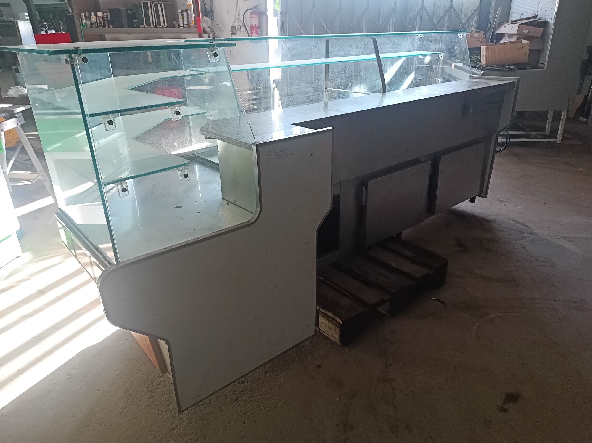 Vitrine expositora refrigerada