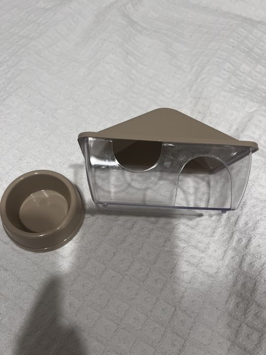 Domek i miseczka dla chomika