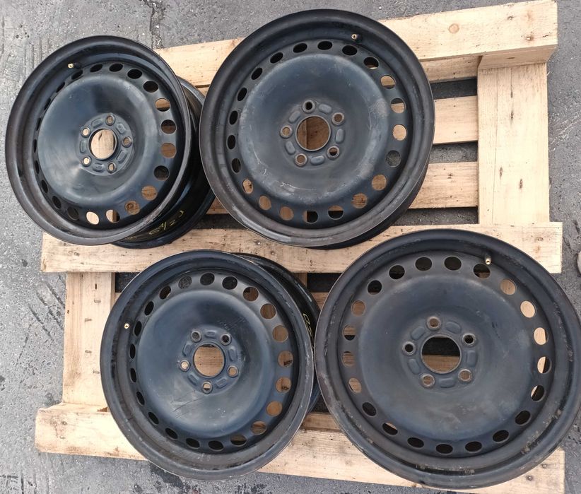 Felgi stalowe Ford Mondeo, Focus, S-max 6,5Jx16 ET50 5x108 4 szt. W-wa