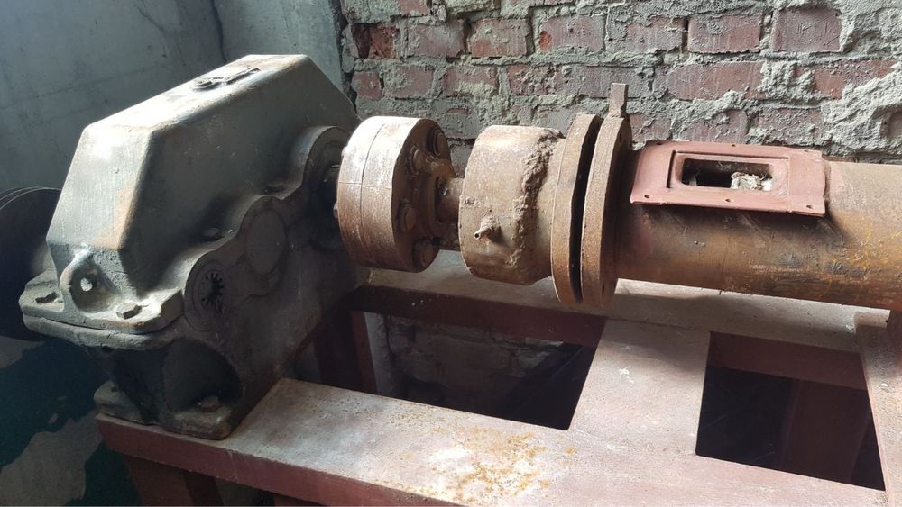 Шнекова пара для екструдера (переробка полімерів)