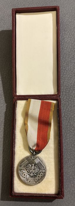 Medal  Medal Walka, Praca, Socjalizm PRL